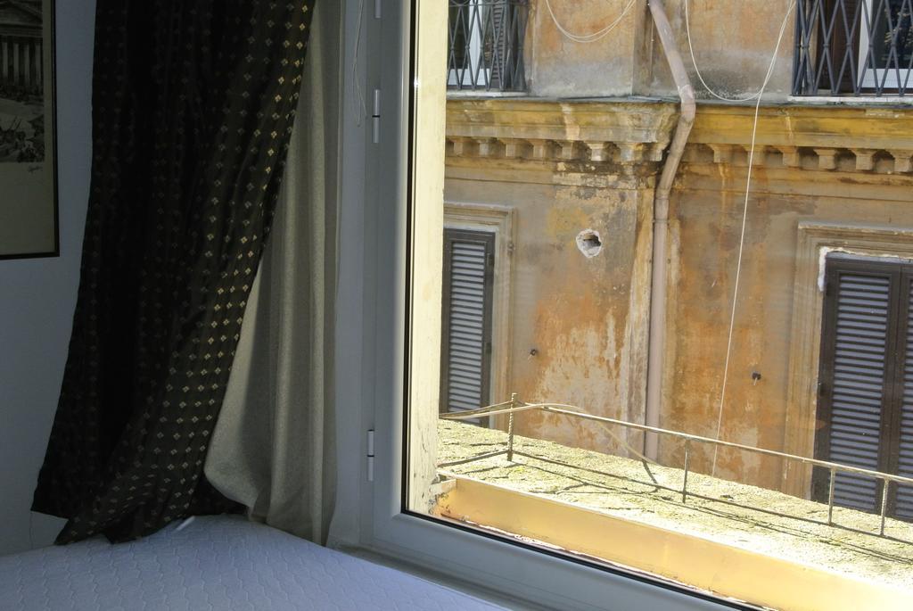 Pantheon Domus Valentino Apartment โรม ภายนอก รูปภาพ