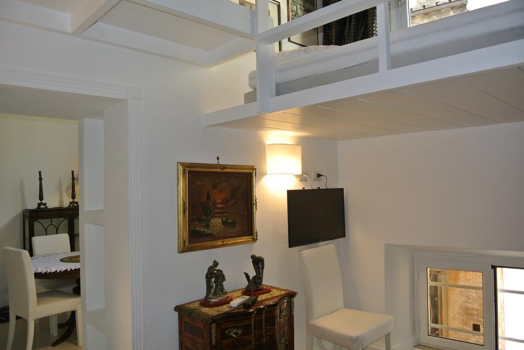 Pantheon Domus Valentino Apartment โรม ภายนอก รูปภาพ