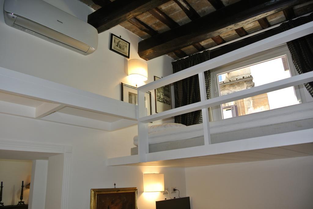 Pantheon Domus Valentino Apartment โรม ภายนอก รูปภาพ