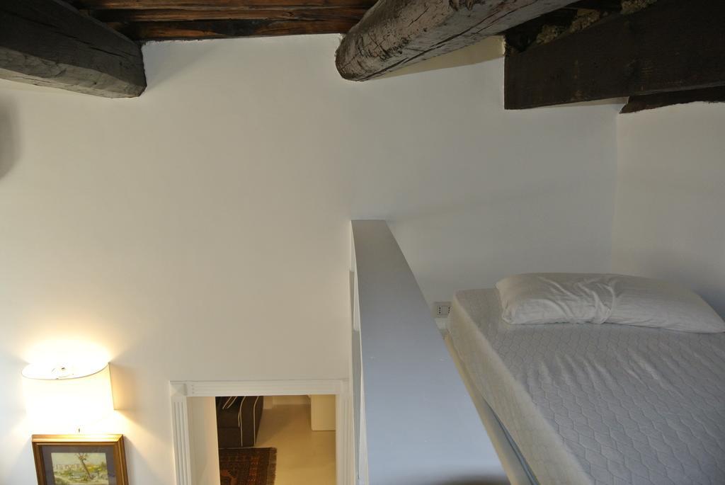 Pantheon Domus Valentino Apartment โรม ภายนอก รูปภาพ